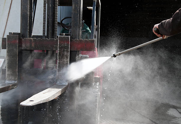 Best Driveway Pressure Washing  in Madera Ranchos, CA